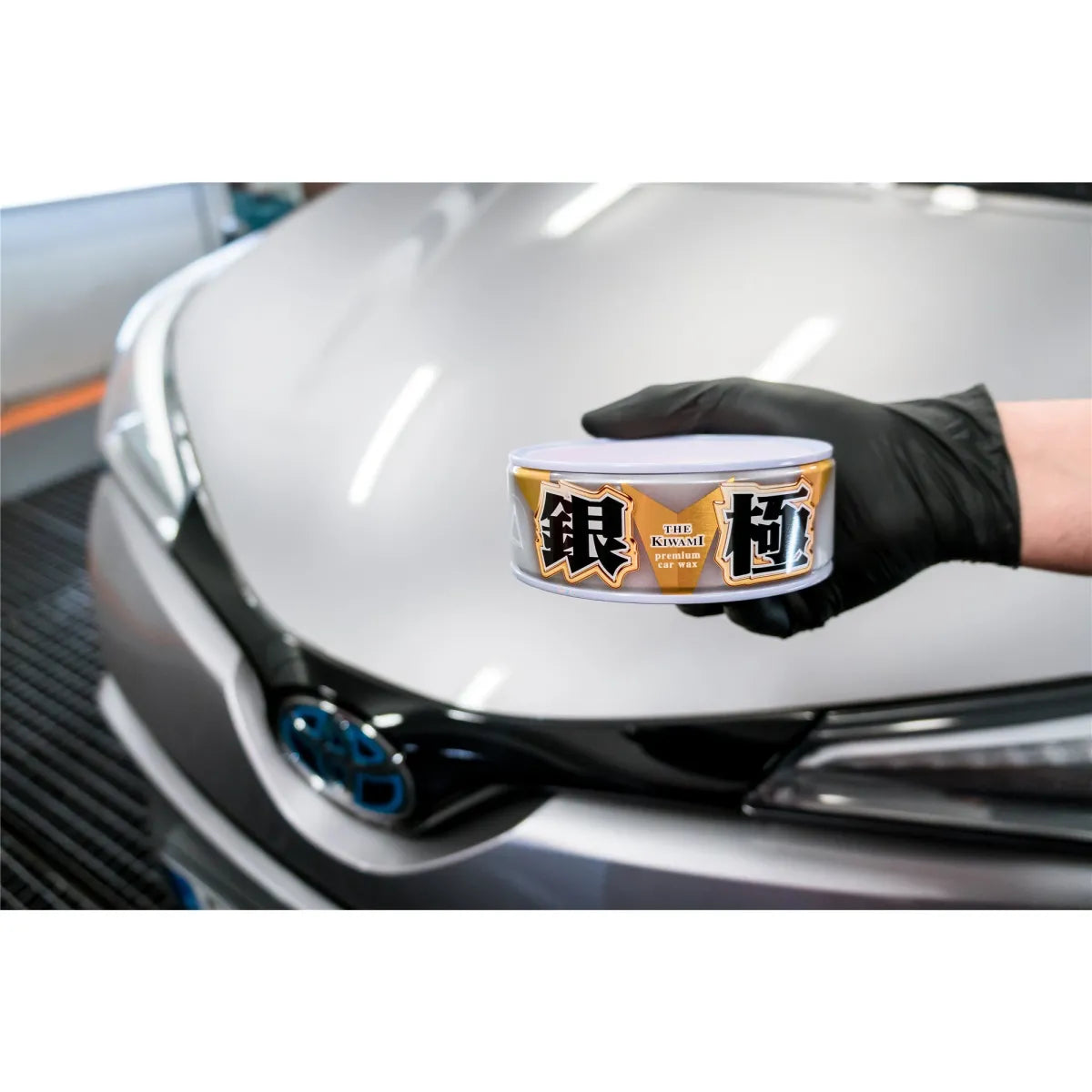 Soft99 Extreme Gloss Wax The Kiwami Light, Carnauba Autowachs Lackversiegelung mit Schwamm, 200g